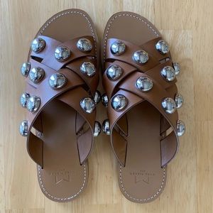 Marc Fisher Raidan stud slides